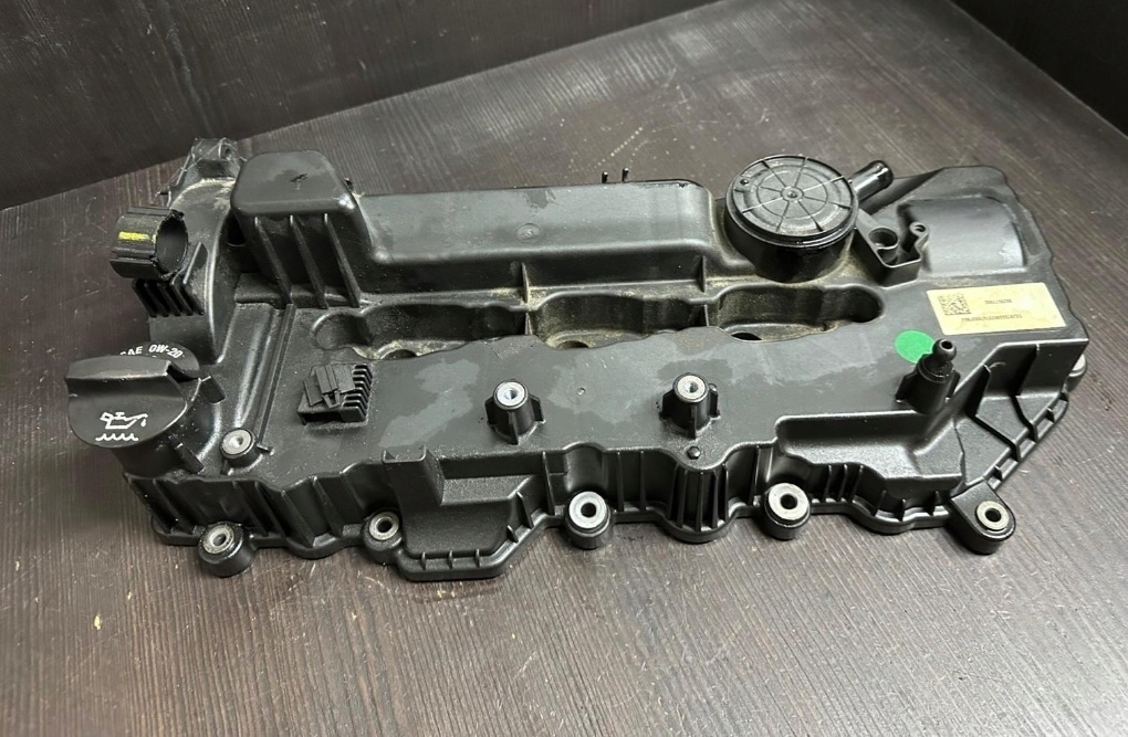 фото №1, Крышка клапанов opel insignia astra k v 1284702s02