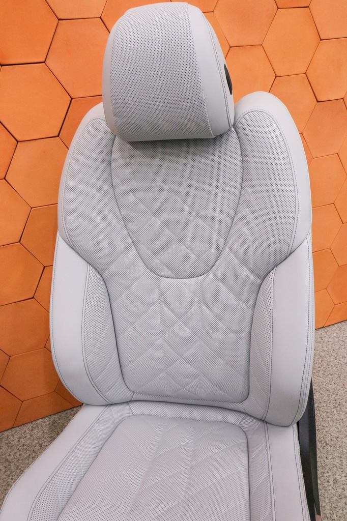 фото №12, Bmw x6 g06 салон сиденья обшивки кожа sensafin silverstone