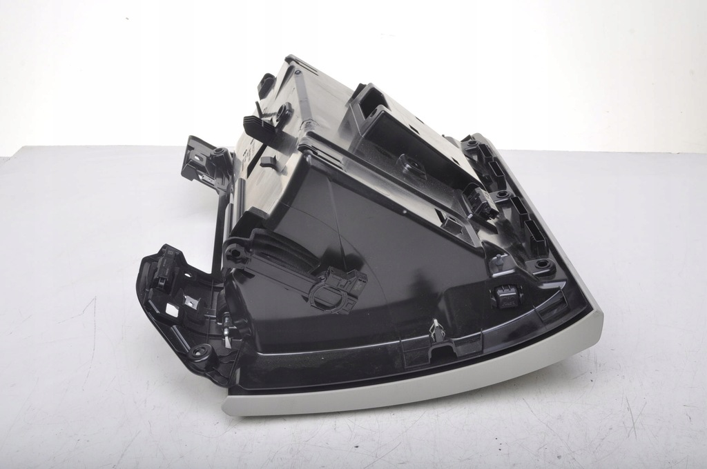 фото №6, Volvo xc60 ii бардачок консолі пасажира