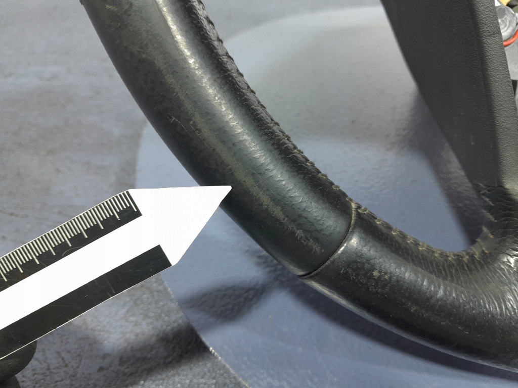 фото №5, Volvo v50 s40 ii воздуховод кожаный многофункциональный 30741654