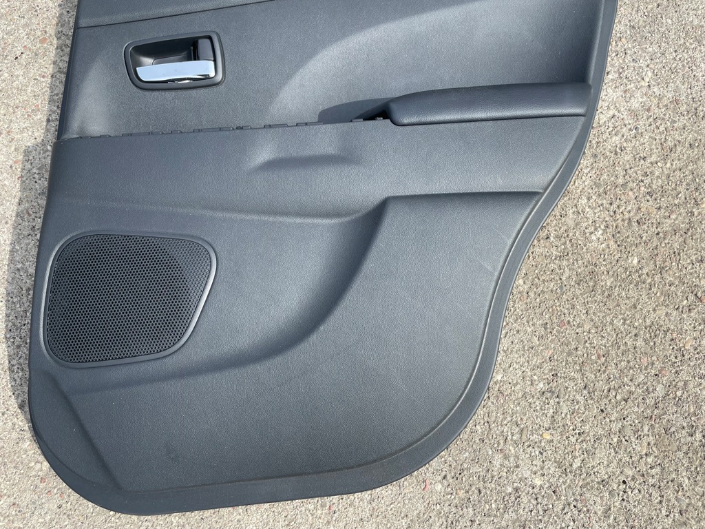 фото №5, Citroen c4 aircross обшивка двері задня правих