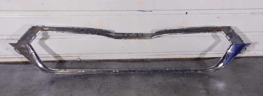 фото №3, Octavia 4 iv 2020- решётка радиатора хром молдинг