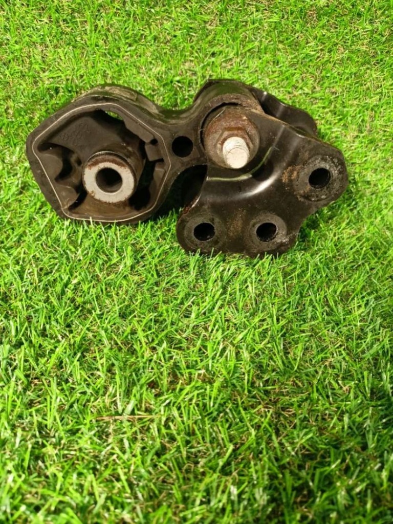 фото №2, Подушка двигателя mazda 6 gj r2015