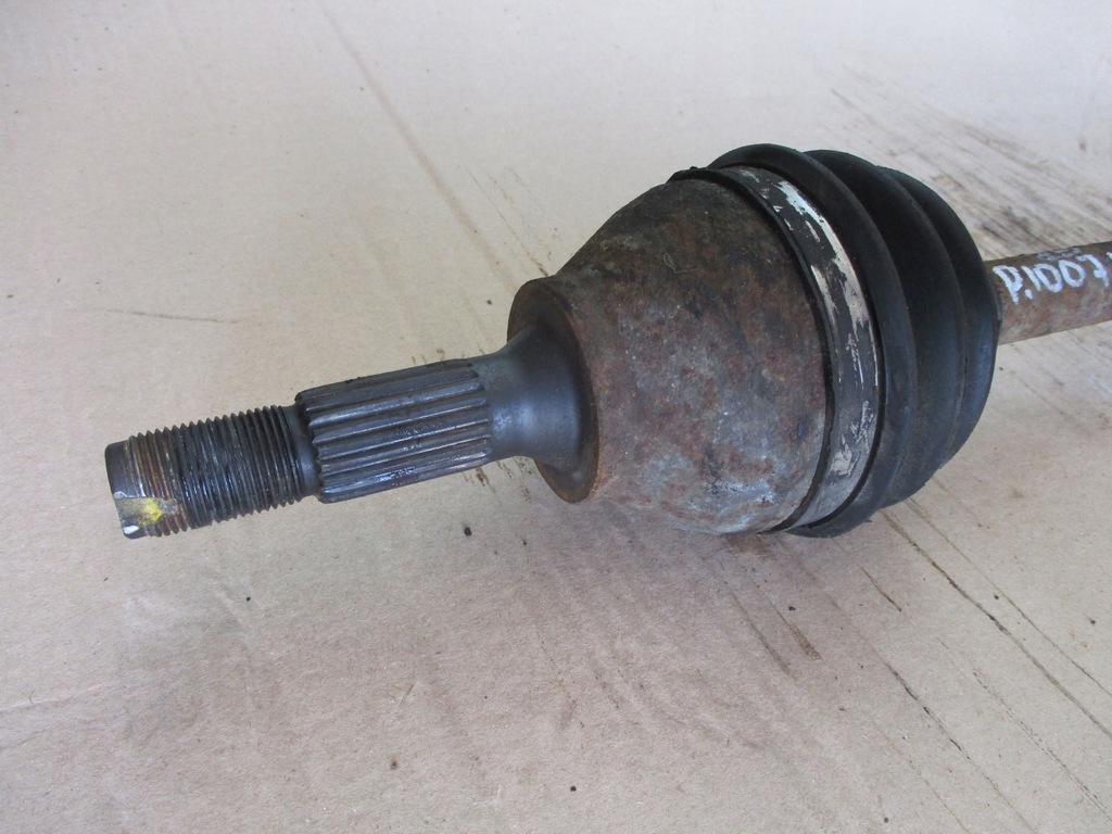фото №5, Приводной вал левая 9647107180 peugeot 1007 1.4 1.6 16v