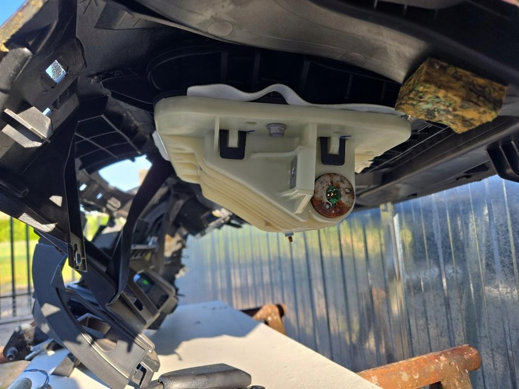 фото №7, Консоль приборная панель подушка безопасности air bag ремни renault megane iii 681008137r