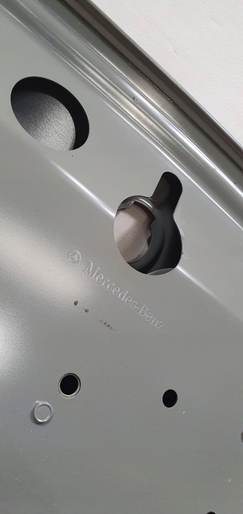 Капот крышка двигателя mercedes eqs w297 v297 297 a297 orygnalna новая Киев