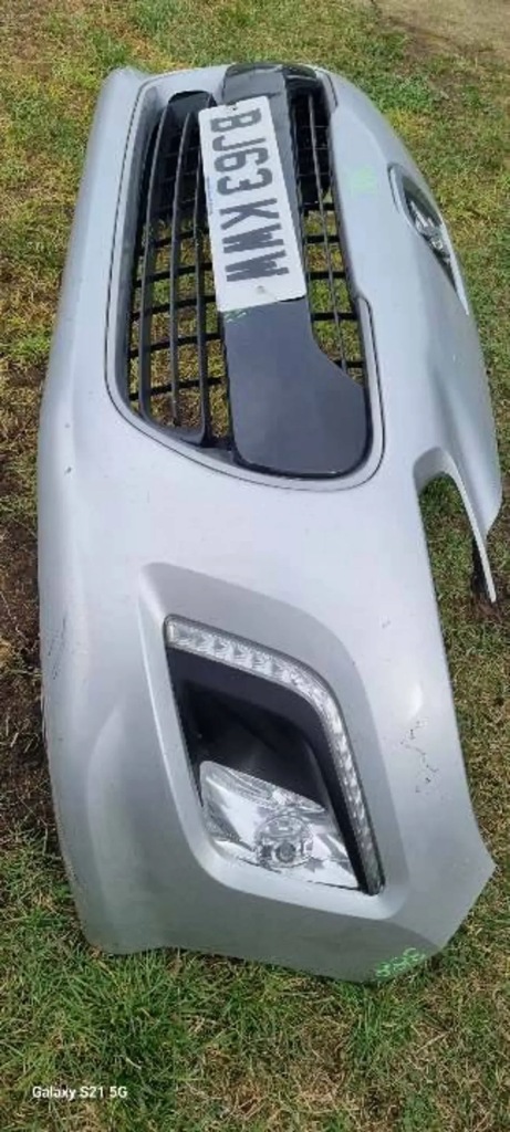 Бампер передній перед peugeot 308 t7 рестайлінг  led Оригінал