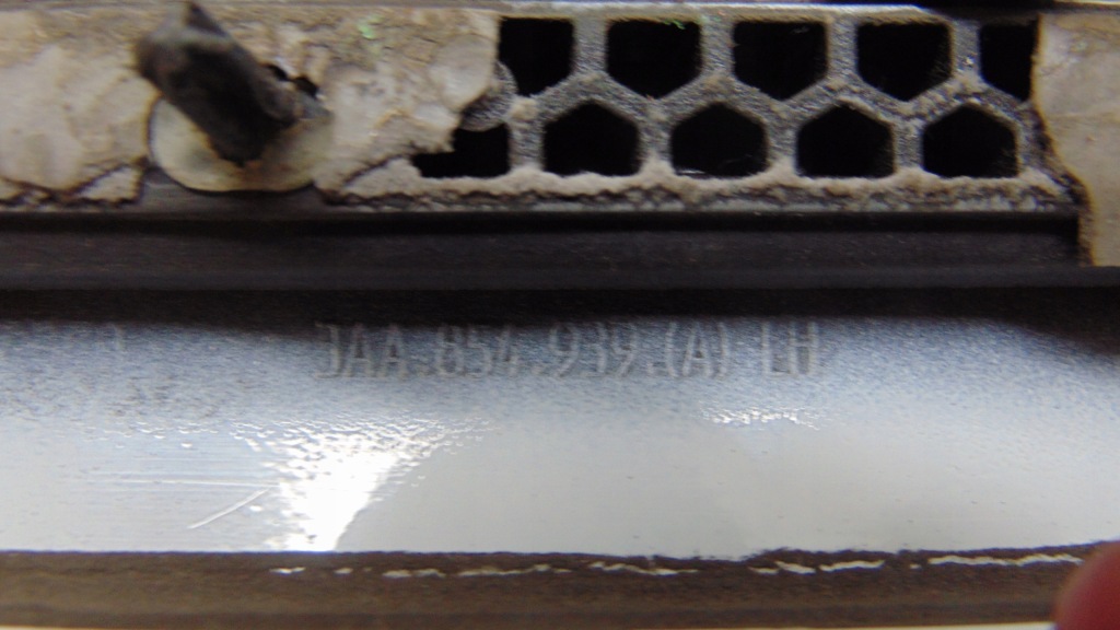 фото №4, Молдинг дверь левый перед passat b7 10-15 rok