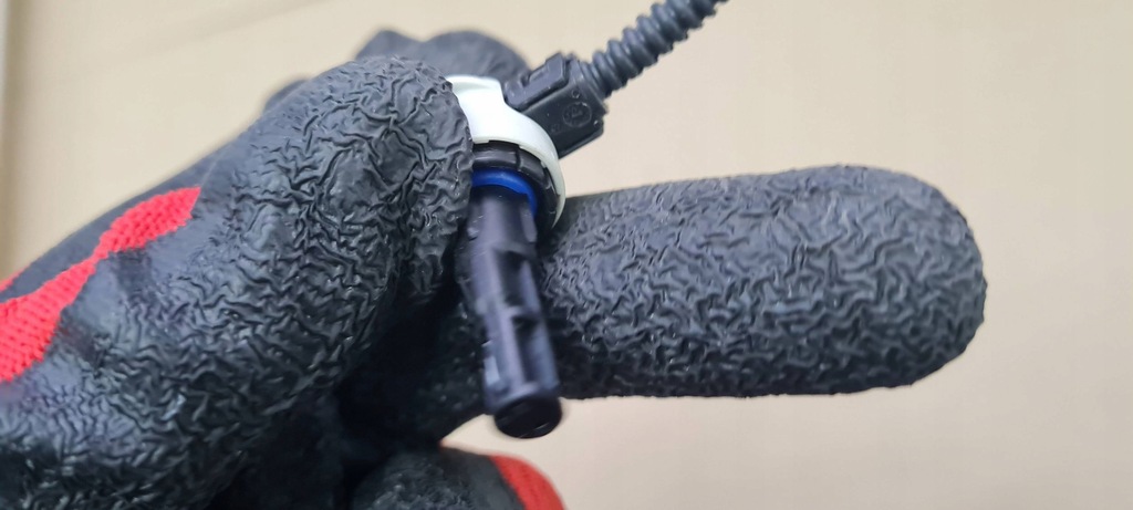 фото №11, Sq8 4m rsq8 q8 штекер колодка амортизатора 4m0973702at a4 b9 s4 a5 8w sq7