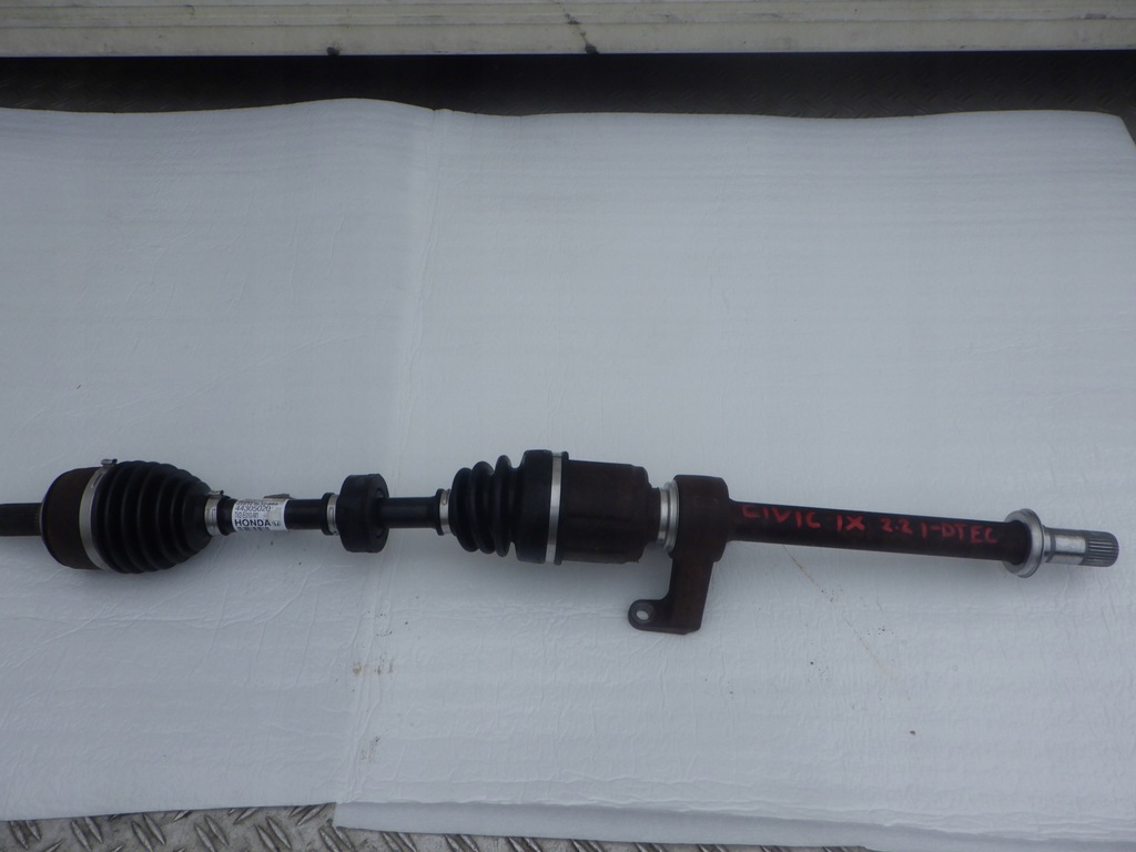 фото №1, Приводной вал передняя правая 2.2 i-dtec civic ix hb