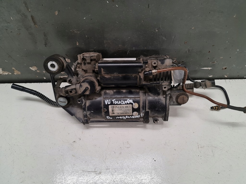 фото №1, Компрессор подвеска vw touareg 2.5 7l0616006c