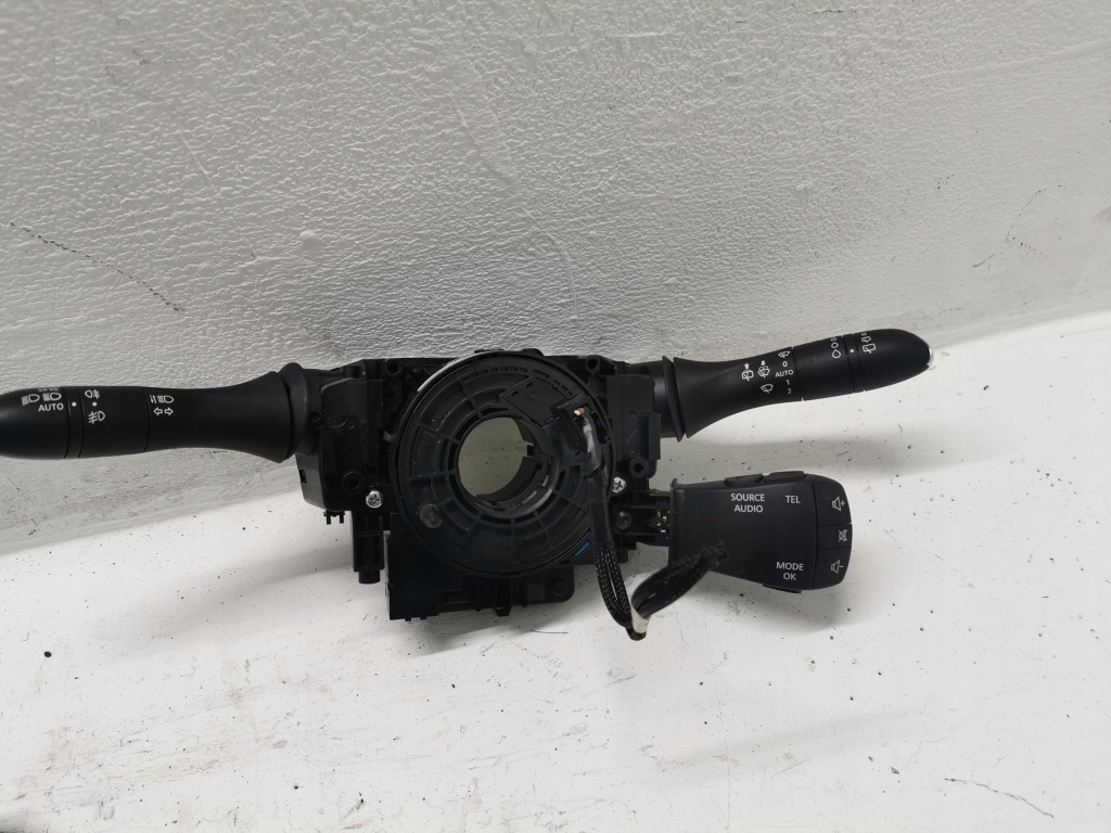 фото №2, Переключатель комбинированный renault megane iv 255678341r