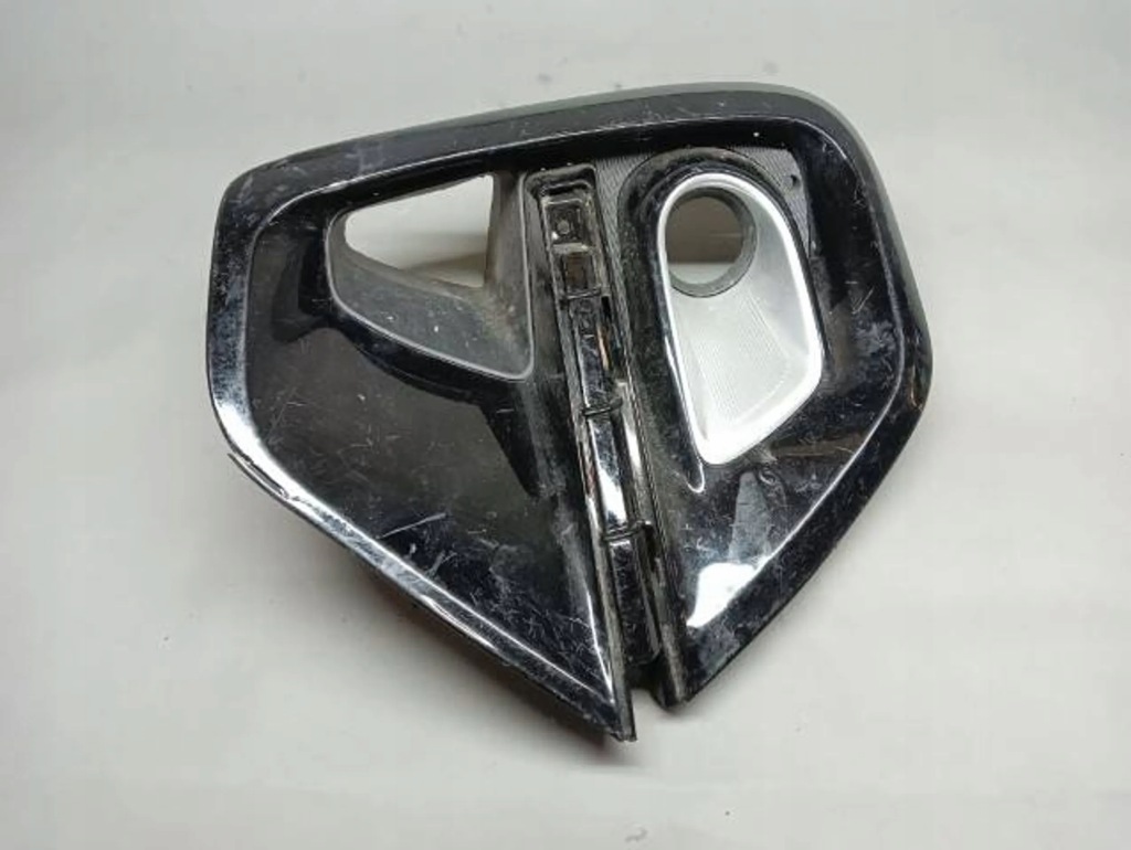 фото №1, M10 решётка бампера правая kia sportage iv lift