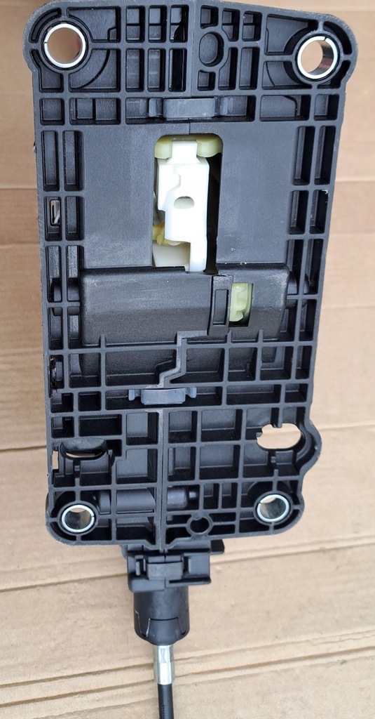 фото №7, Volvo v70 домкрат выборщик переключения передач 31367921 с трос 31367929