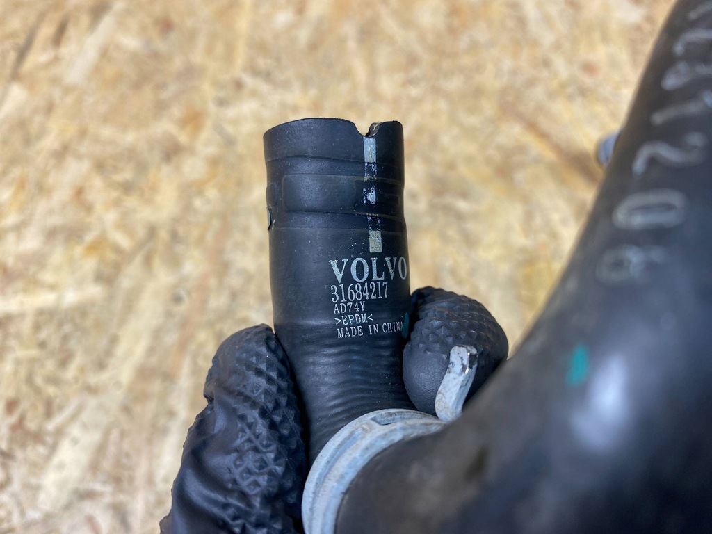 фото №12, Wąż труба шланг wody polestar 2 ii 316884217 31686997 2020-