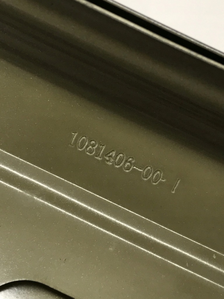 Tesla model 3 крыло  передний правый  1111268-00-e с Разборки