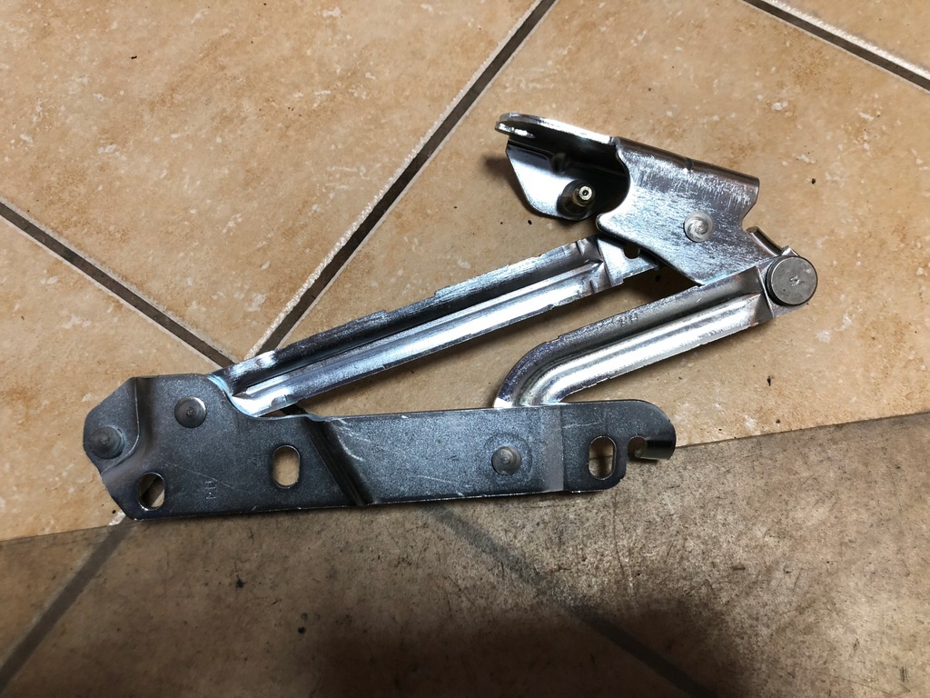 фото №5, Петлі кришки правий seat toledo ii 2 1m5827302a