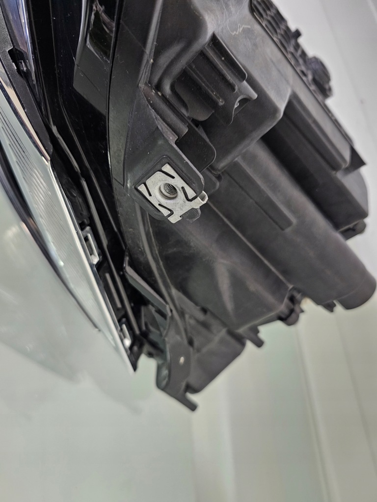 фото №16, Лампа передняя правая volkswagen touareg led 761941082