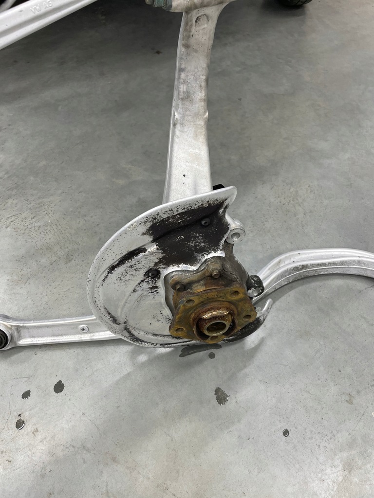 фото №5, Поворотный кулак комплектная левая a6 a7 c8 рычаги оригинал