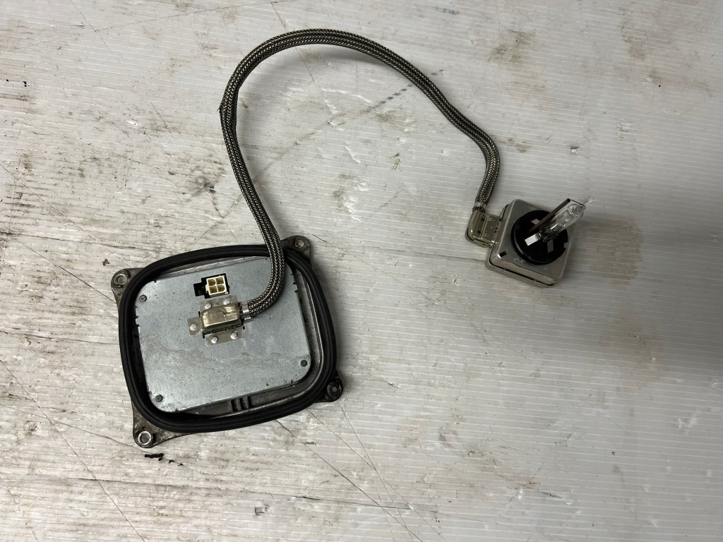 Купить 130732915301 renault левый передний модуль ксенон