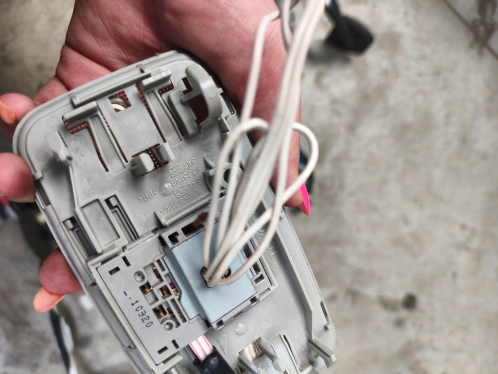 фото №8, Auris i lift 10-12 лампа освещение потолочный hb 5d