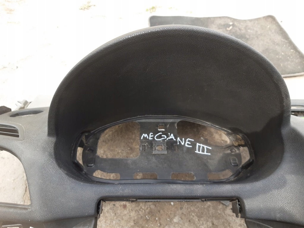 фото №11, Консоль панель приладів приладова renault megane iii