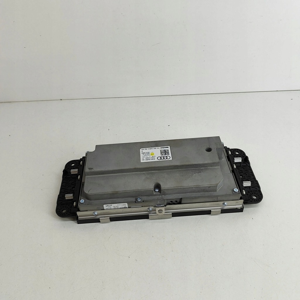 фото №6, Audi rs6 c8 2022 монитор / дисплей / экран