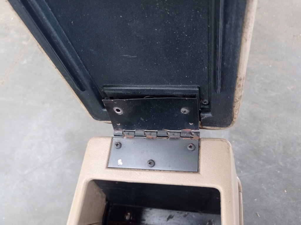 фото №5, Jeep cherokee xj туннель подлокотник