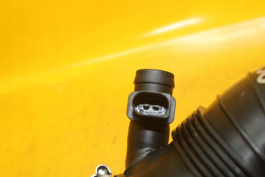 фото №9, Пабтрубок  впускной воздуха vw passat b7 2.0 tdi 3c0129654q