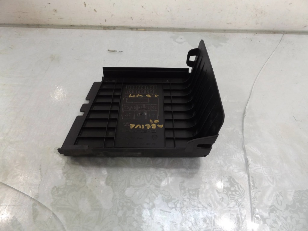 фото №1, Meriva a кришка коробка запобіжників