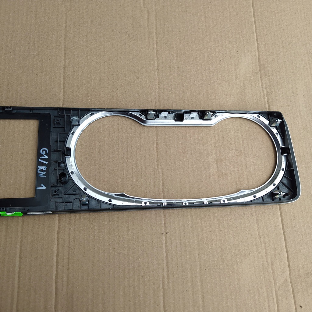 фото №5, Рамка захист спідометра mercedes e klasa w213 uk