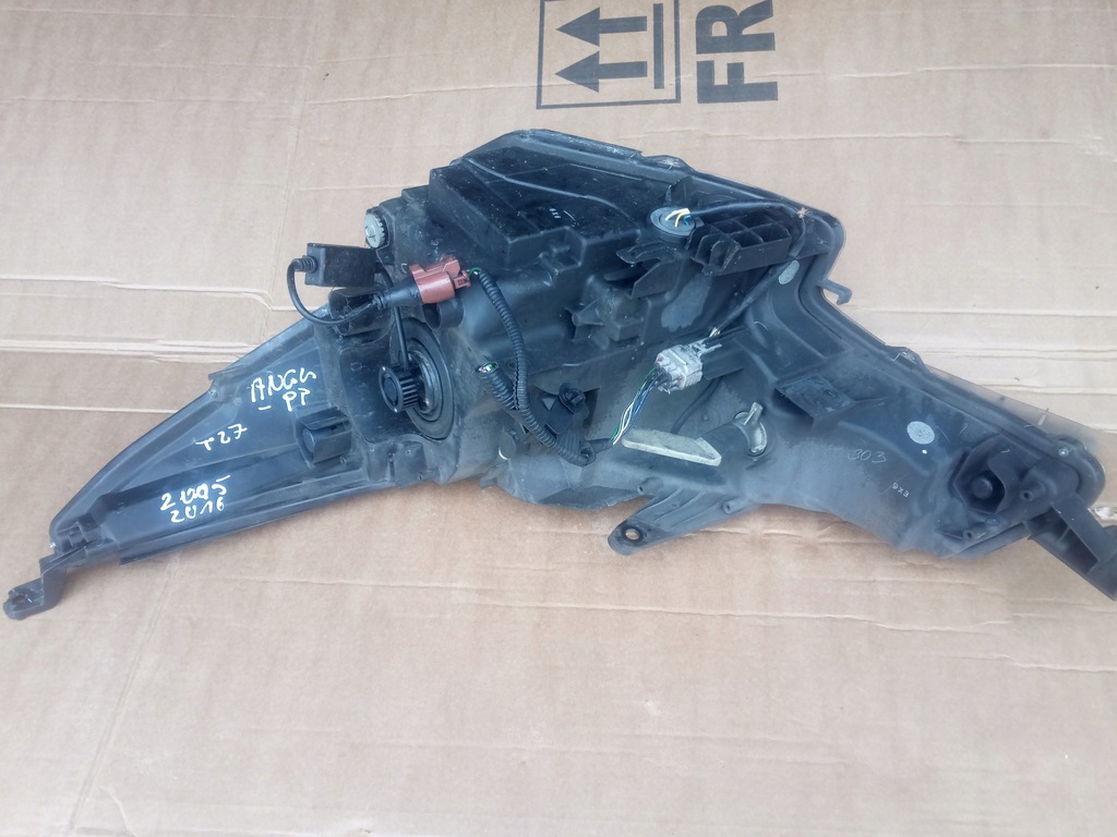 фото №7, Toyota avensis t27 t29 2015 2016 ii lift лампа права anglik комплектна