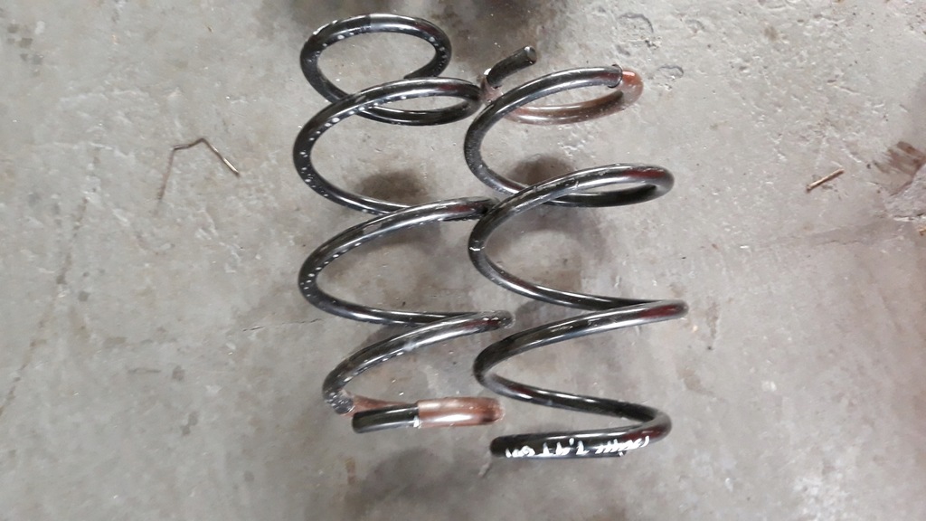 фото №1, Hyundai i30 iii 2017- пружина підвіска перед