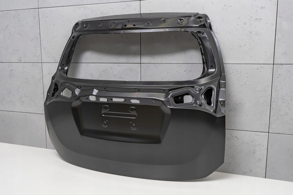 фото №7, Toyota rav4 iv xa40 2013-2015 przed faceliftingiem крышка багажника задняя 670050r100