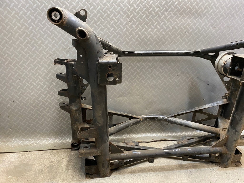 фото №9, Подрамник подрамник подрамник подрамник рама балка задняя aston martin db9