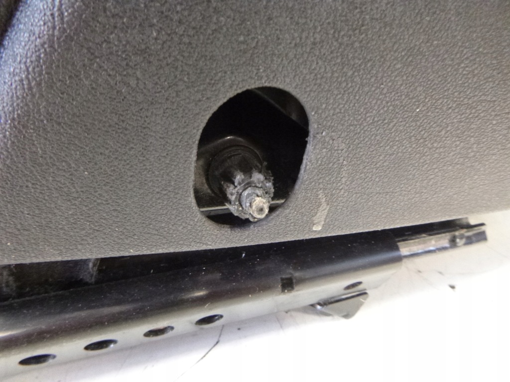 фото №6, Сидіння правий audi tt 8n 2001r.