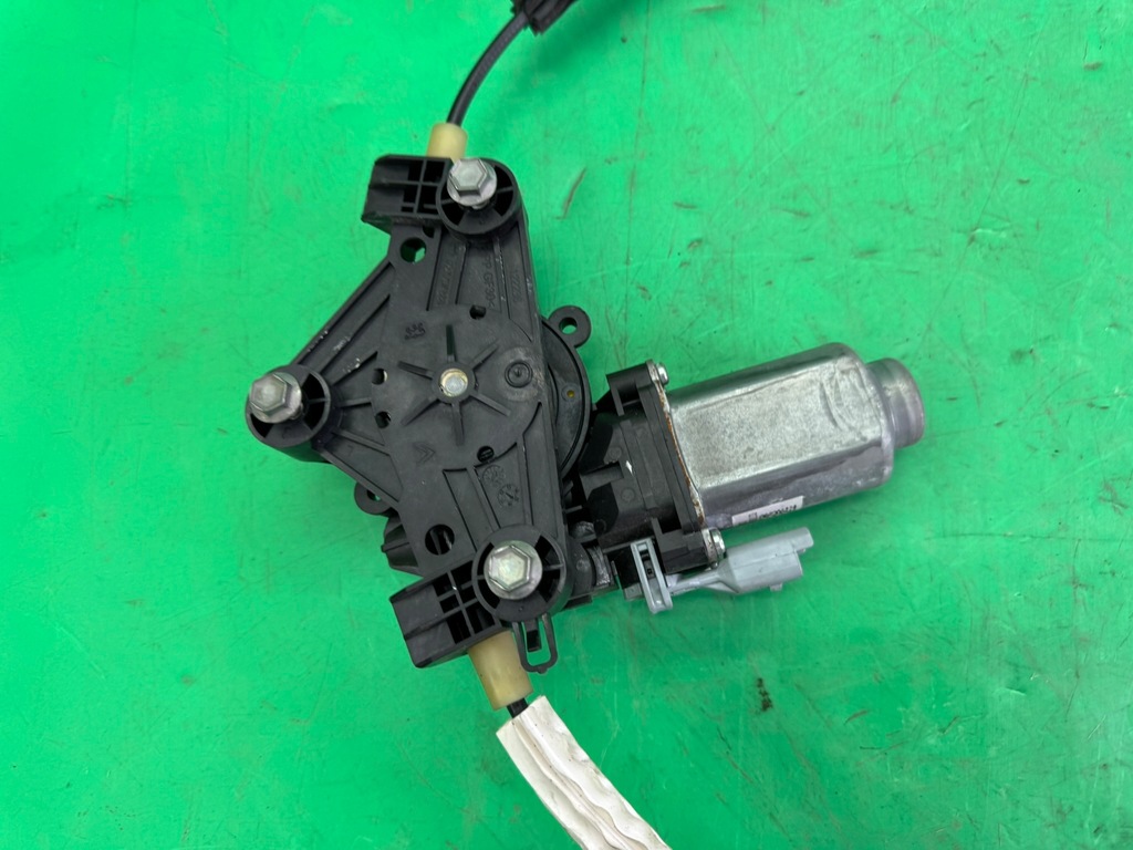фото №9, Механизм моторчик стекло левый передний 9674412480 peugeot 301 12- europa