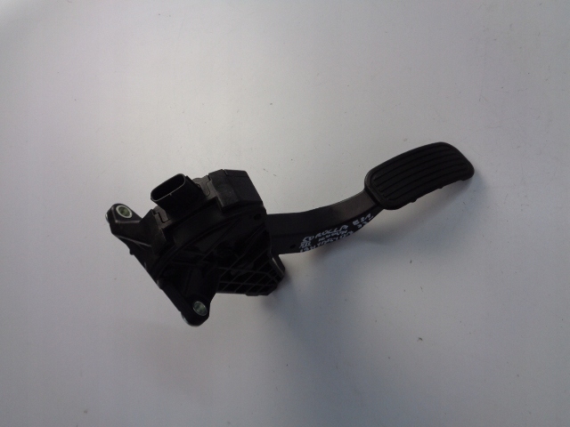 фото №1, Педаль газа toyota corolla e21 xii 1.8 гибрид 2022 rok