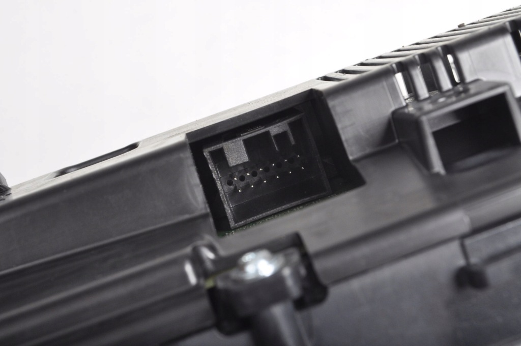 фото №9, Bmw f40 1.5 лічильник прилади 5a2bdc4