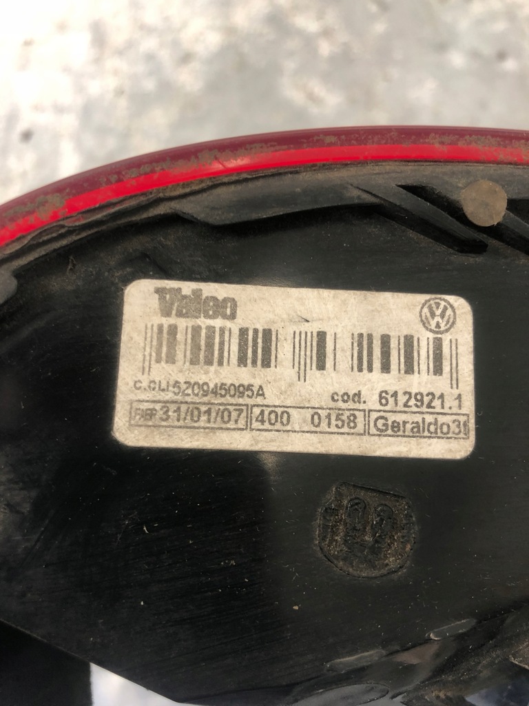 фото №6, Лампа левый задняя vw fox 5z0945095a