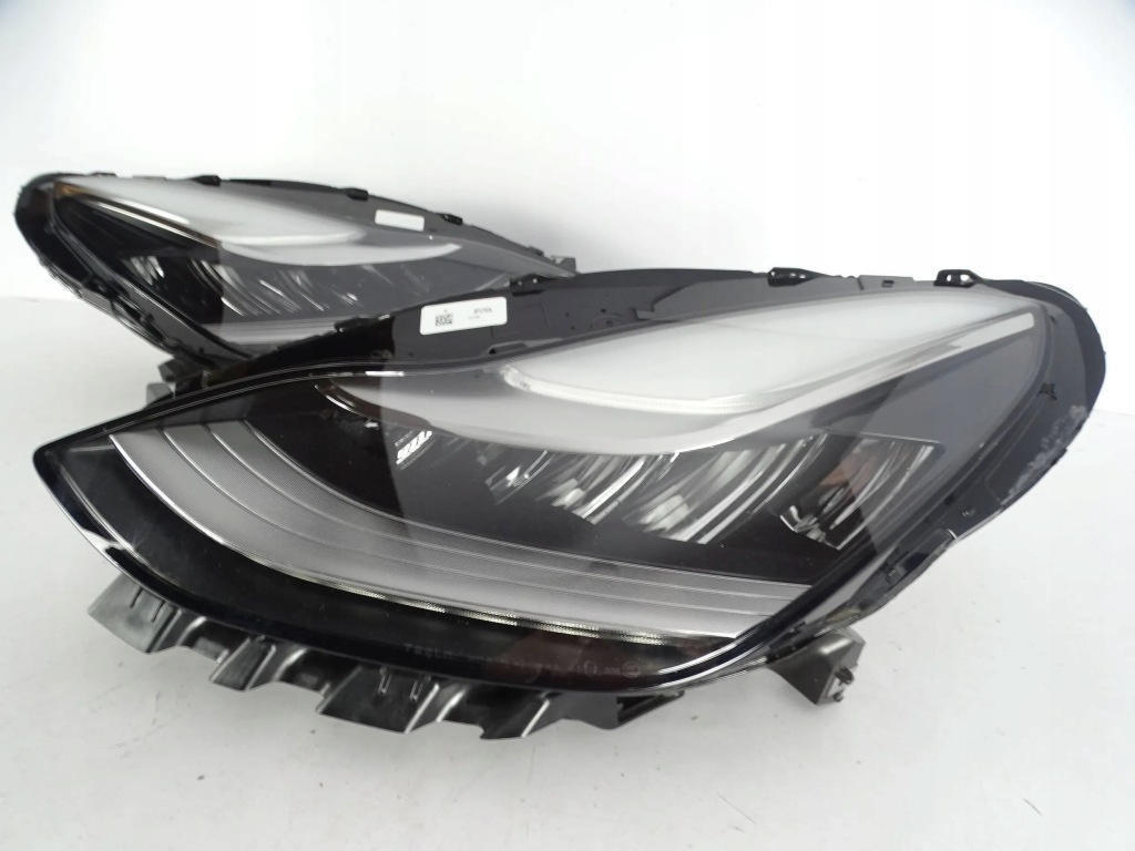 Фара перед передняя левая tesla 3 full led Доставка