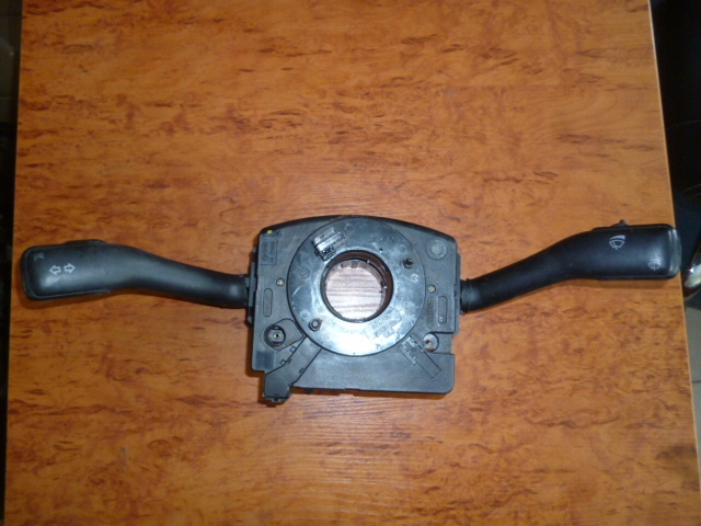 фото №1, Перемикач перемикач підрульовий комбінований audi a2 1j0059654ac