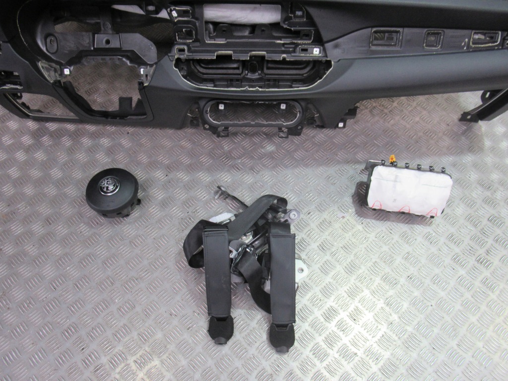 фото №8, Alfa romeo stelvio q4 панель приладів приладова консоль оригінал