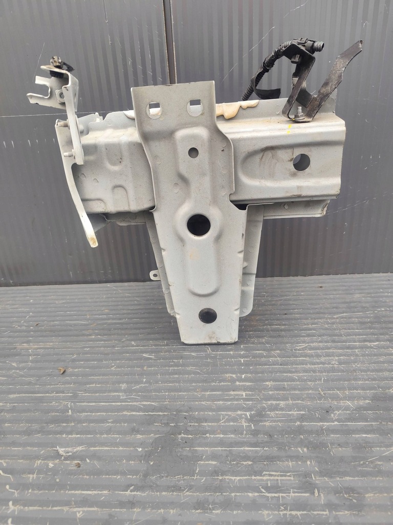 фото №2, Dacia sandero iii чверть лонжерон перед права