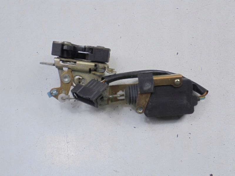 фото №5, Felicia замок дверь перед правый 6u837 6u837016c