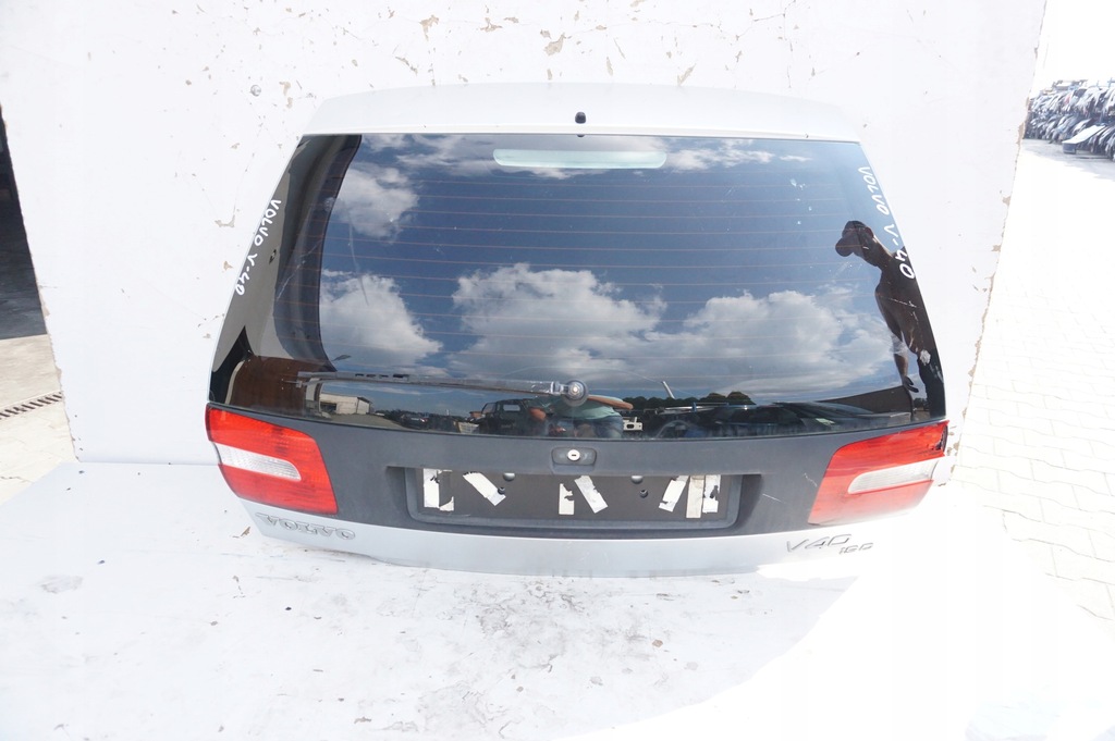 фото №1, Крышка багажника багажника задняя volvo v40 i