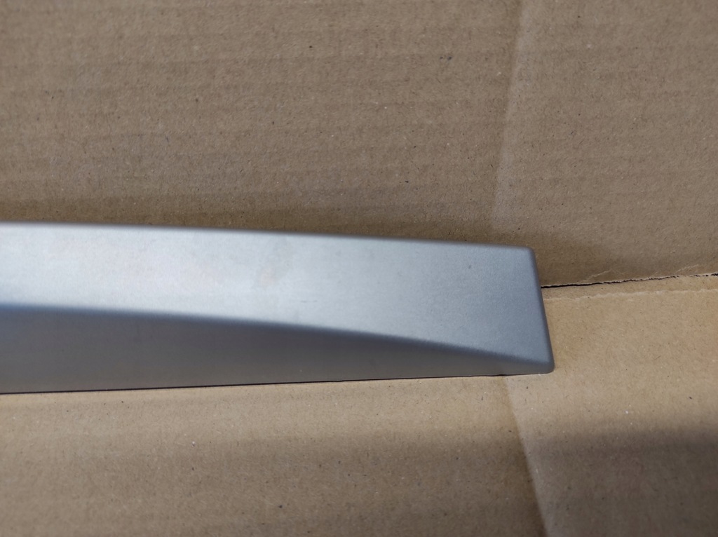 фото №7, Заглушка накладка рейлінг ліва задня renault laguna iii kombi