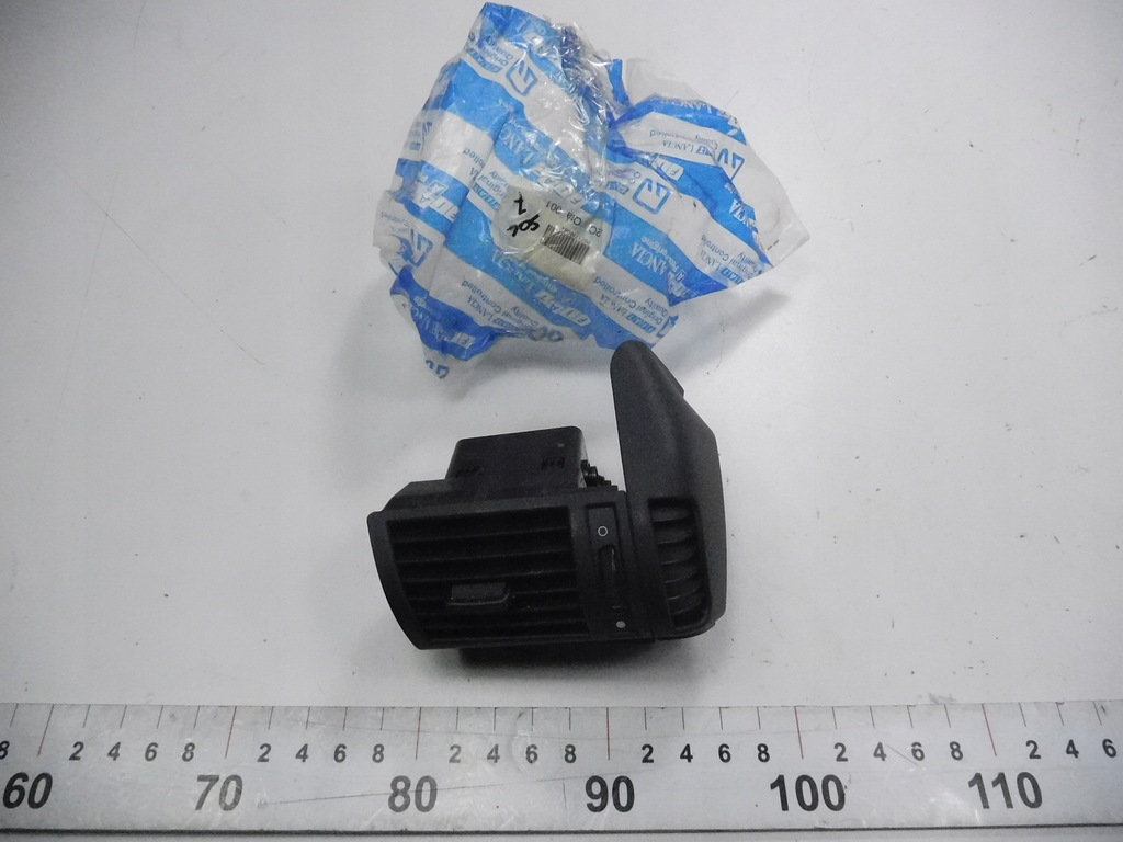 фото №10, Решётка обдув fiat stilo 01-07 71718984