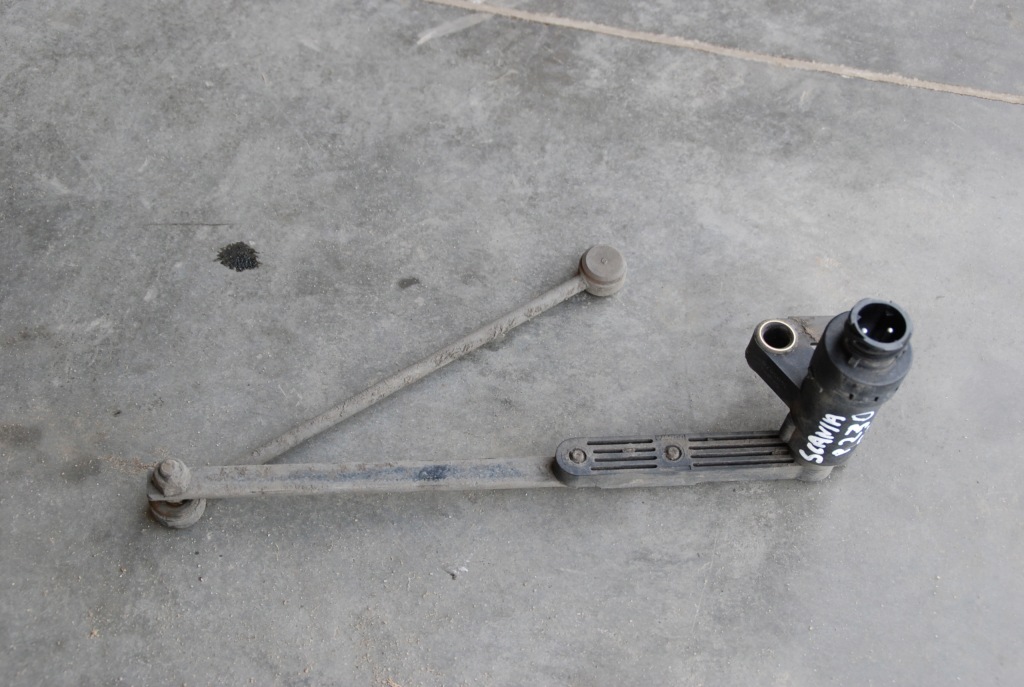 Клапан вирівнювальний підвіска ecas scania Ціна