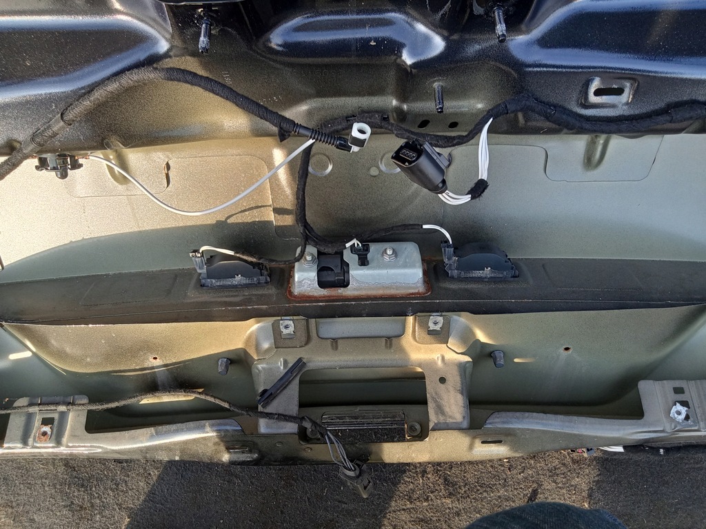 фото №16, Крышка багажника багажника vw passat b7 kombi lc9x